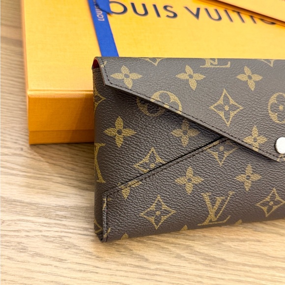 LOUIS VUITTON 2024 Monogram Canvas Kirigami Organizer in Pondichery Pink - Picture 4 of 16